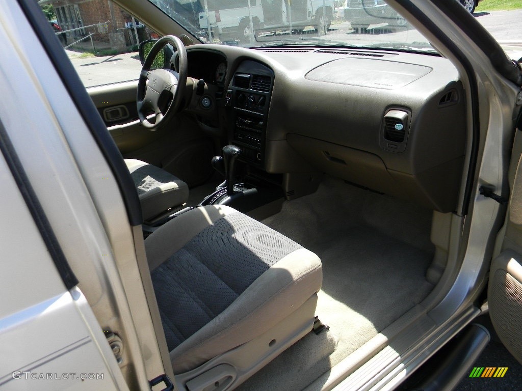 1999 Pathfinder XE 4x4 - Sahara Beige Metallic / Gray photo #21