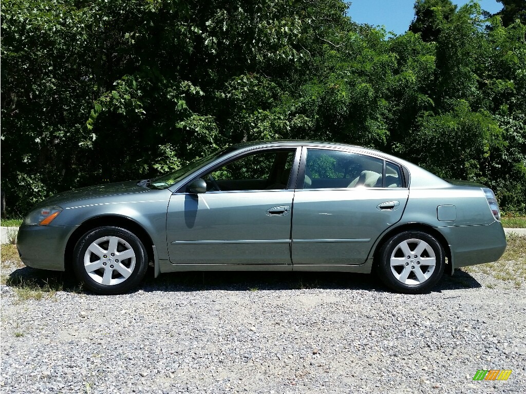 2002 Altima 2.5 S - Mystic Emerald Metallic / Blond Beige photo #5