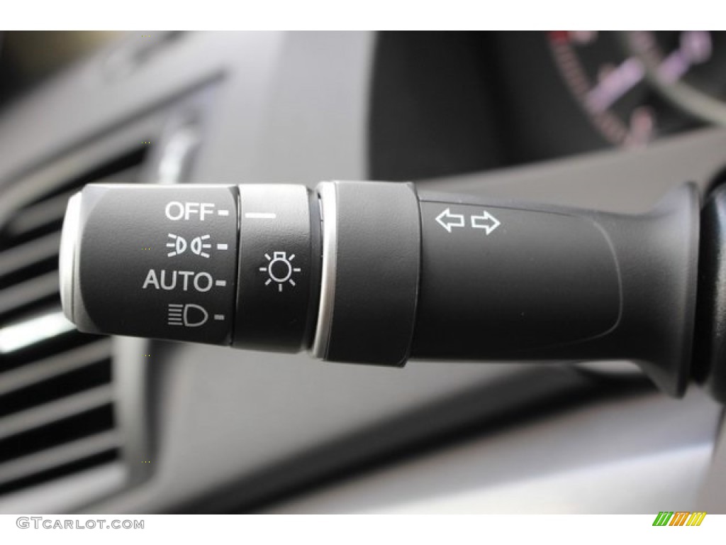 2017 Acura RDX AWD Controls Photo #115065061