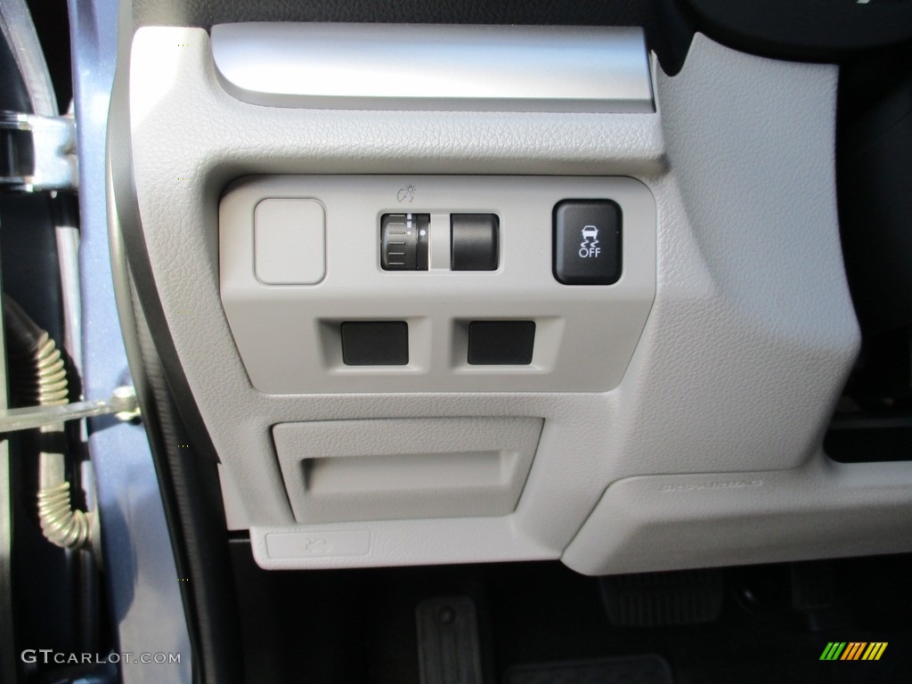 2014 Forester 2.5i Premium - Marine Blue Pearl / Black photo #41