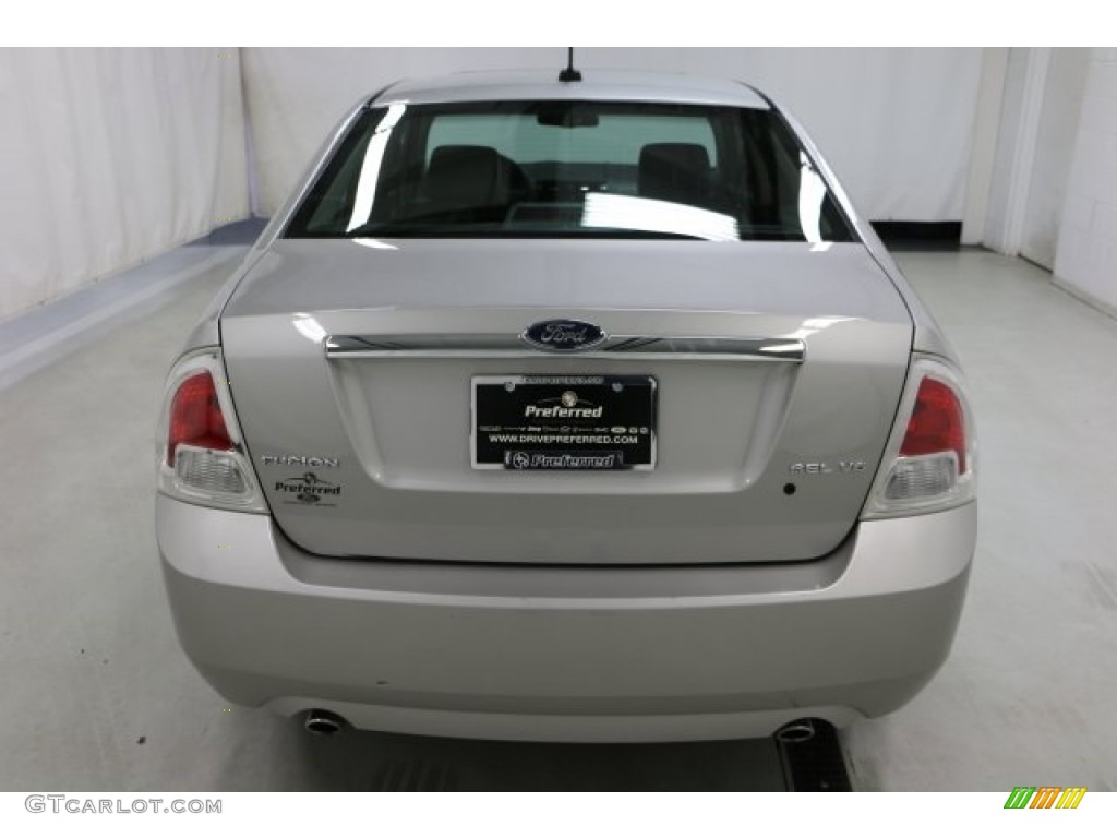 2007 Fusion SEL V6 - Silver Birch Metallic / Charcoal Black photo #25