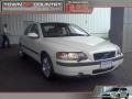 White - S60 2.4T Photo No. 1