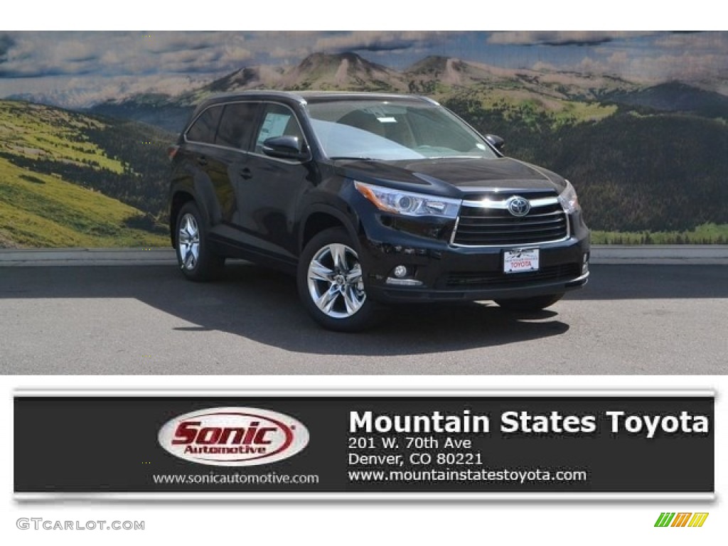 Midnight Black Metallic Toyota Highlander