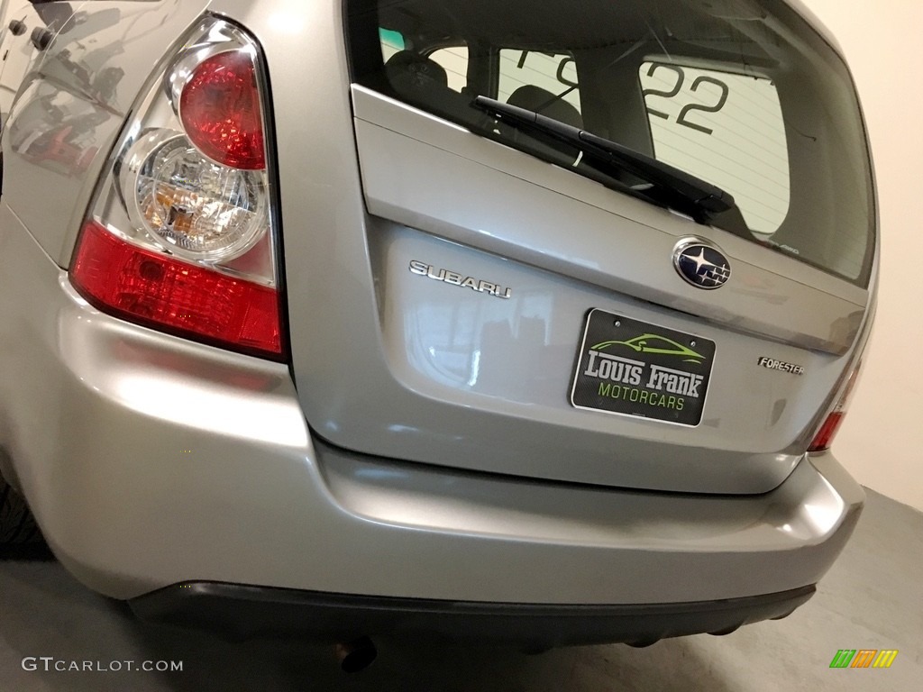 2007 Forester 2.5 X - Crystal Gray Metallic / Graphite Gray photo #30