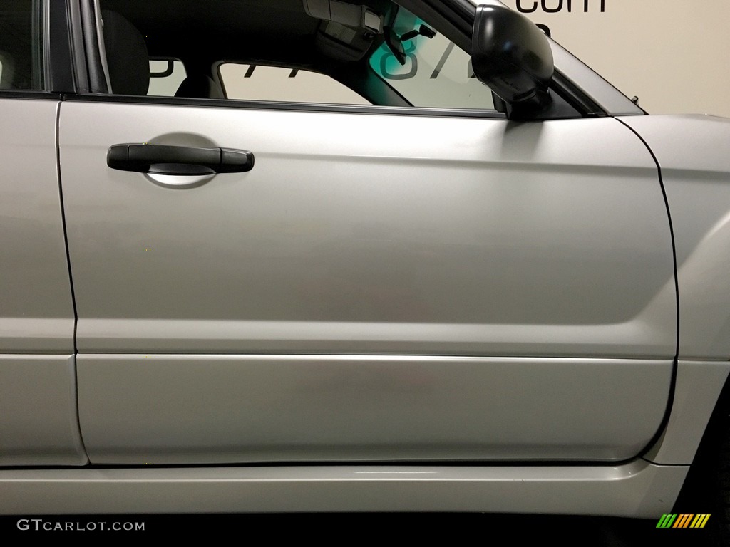2007 Forester 2.5 X - Crystal Gray Metallic / Graphite Gray photo #34