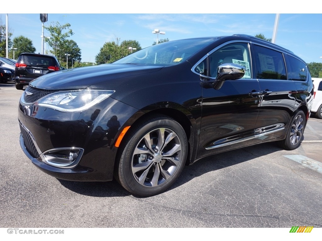 Brilliant Black Crystal Pearl Chrysler Pacifica