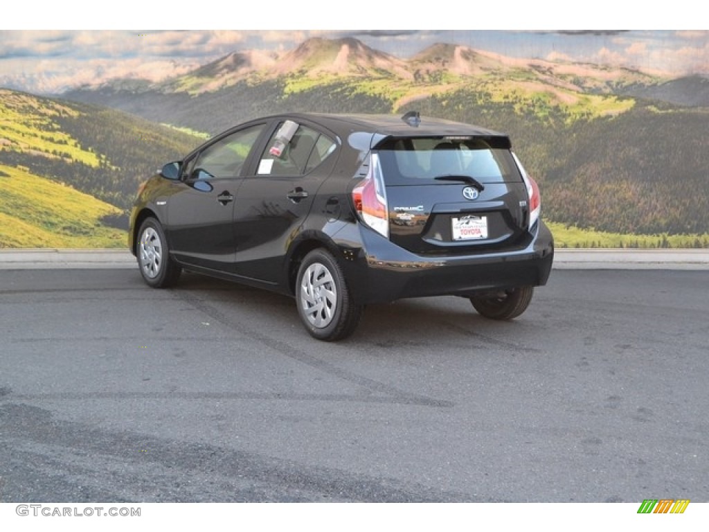 2016 Prius c Two - Black Sand Pearl / Black photo #3