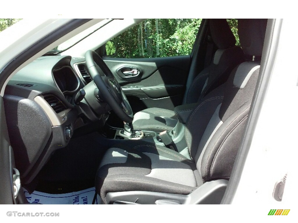 2017 Cherokee Sport Altitude - Bright White / Black photo #9