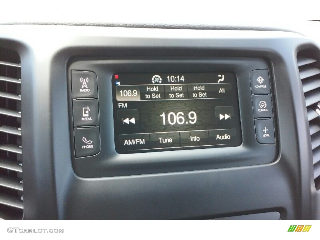 2017 Cherokee Sport Altitude - Bright White / Black photo #18