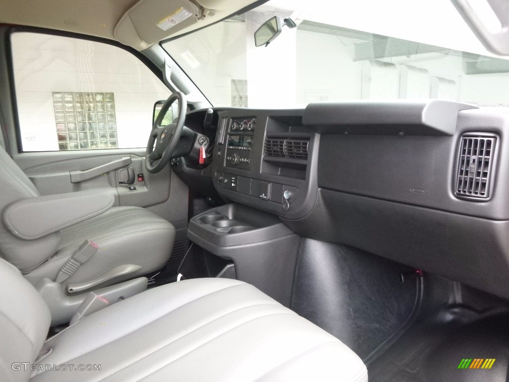 Medium Pewter Interior 2017 Chevrolet Express 2500 Cargo WT Photo #115075934