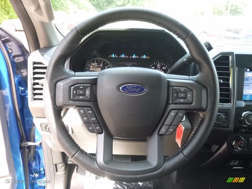 2016 F150 XLT SuperCrew 4x4 - Blue Flame / Medium Earth Gray photo #16