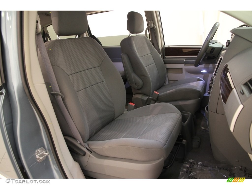 2010 Town & Country Touring - Clearwater Blue Pearl / Medium Slate Gray/Light Shale photo #11