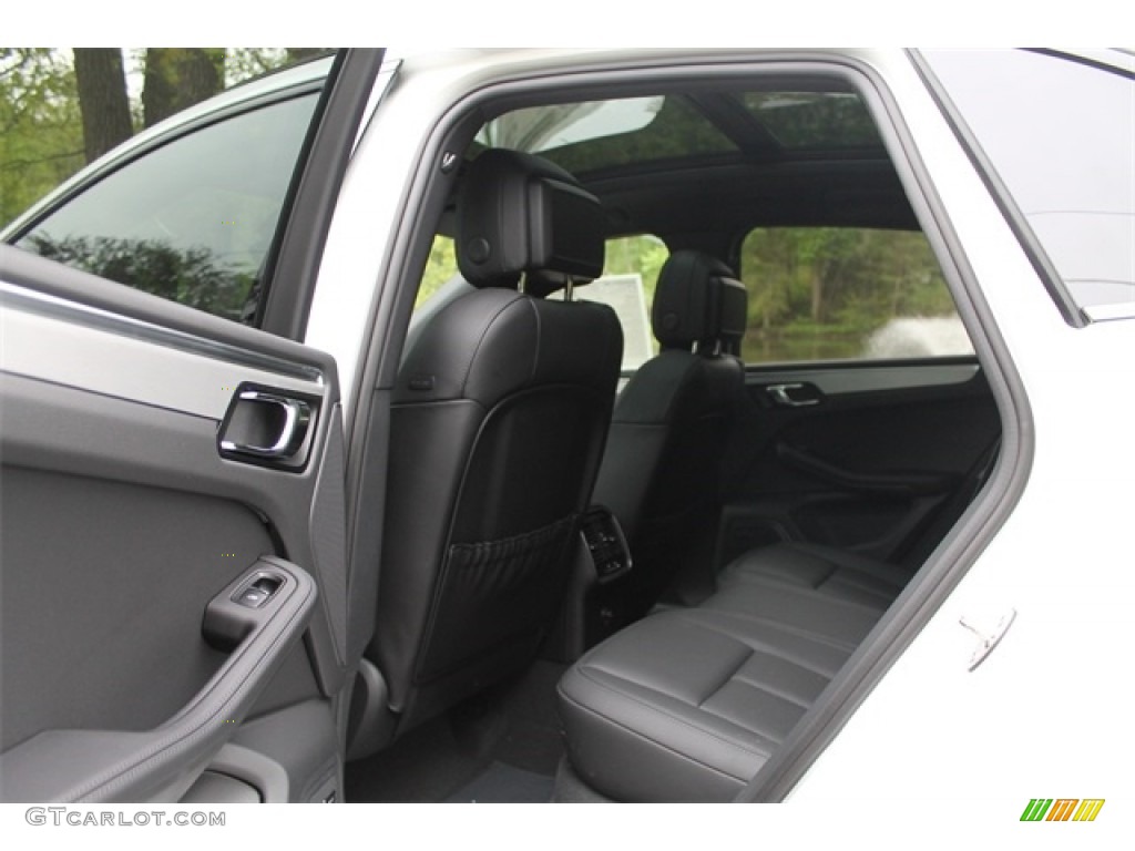 GTS Black Interior 2017 Porsche Macan GTS Photo #115088944