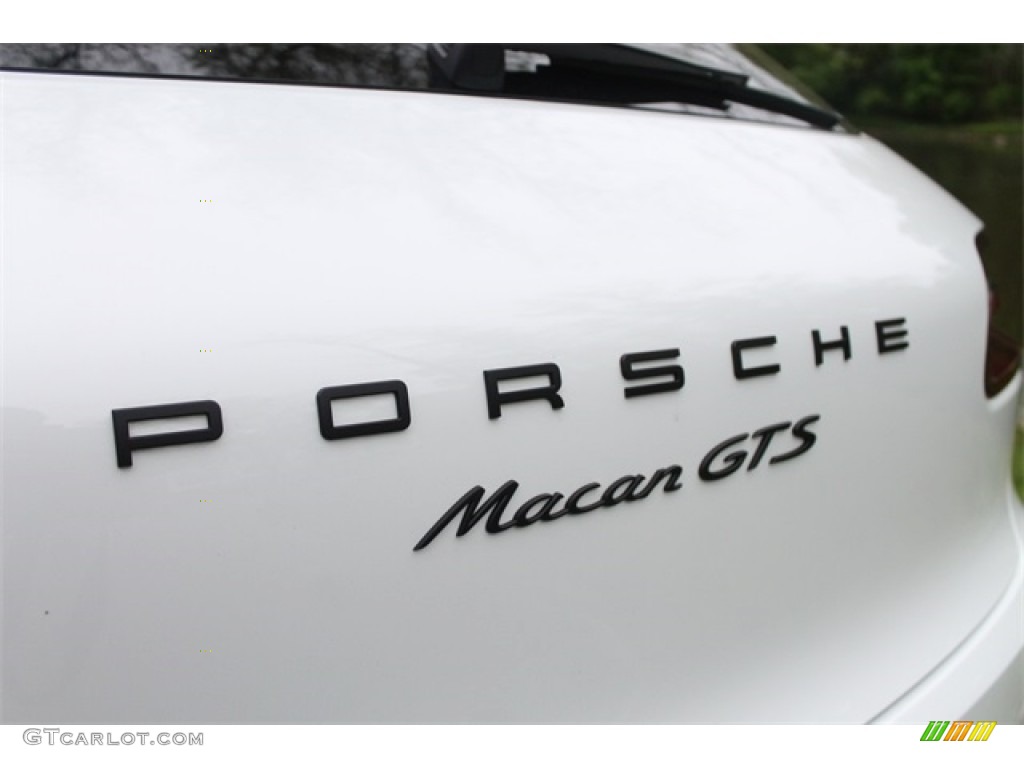 2017 Porsche Macan GTS Marks and Logos Photo #115089089