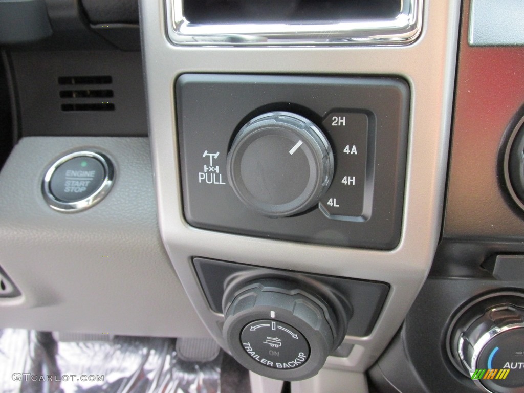 2016 F150 Lariat SuperCrew 4x4 - Oxford White / Medium Earth Gray photo #30