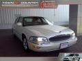 2003 White Buick Park Avenue   photo #1