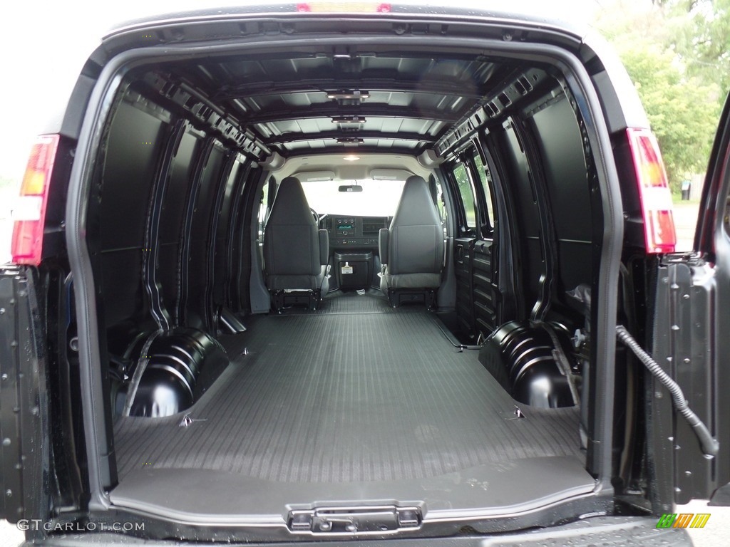 2017 Express 2500 Cargo WT - Black / Medium Pewter photo #33