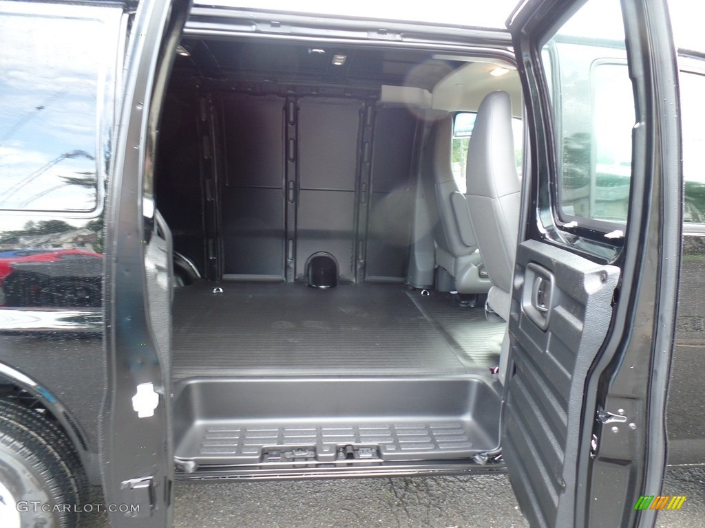 2017 Express 2500 Cargo WT - Black / Medium Pewter photo #34