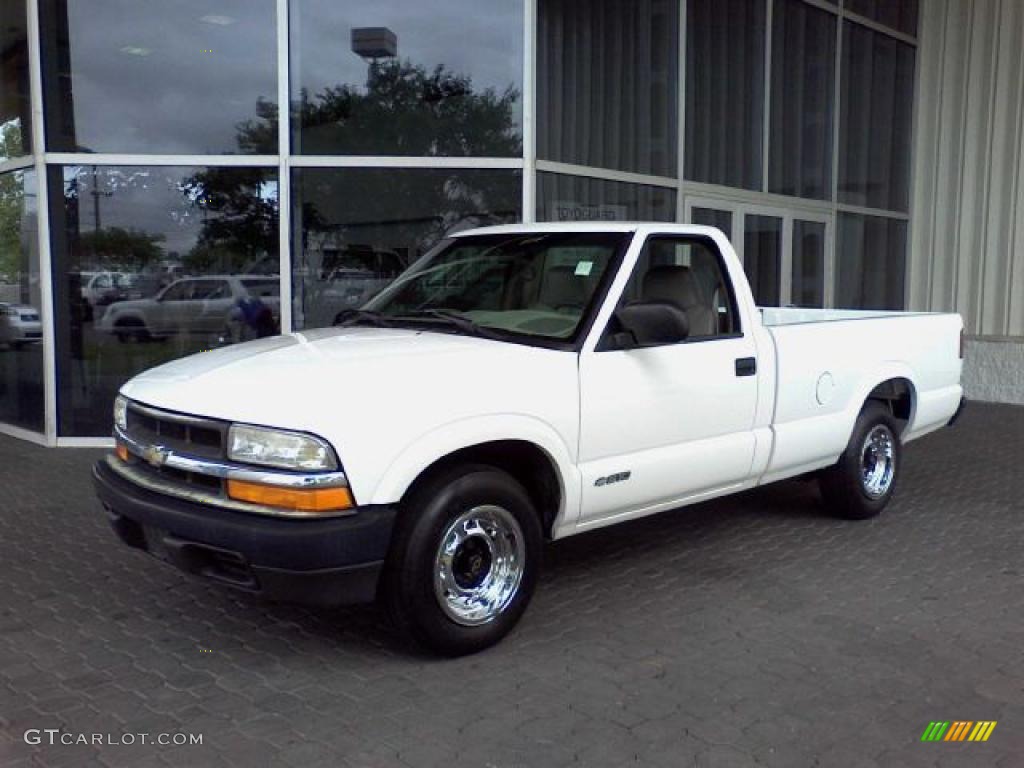 2000 S10 Regular Cab - Summit White / Medium Gray photo #3