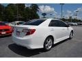Super White - Camry SE Photo No. 3