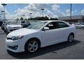 Super White - Camry SE Photo No. 7