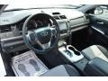 Super White - Camry SE Photo No. 10