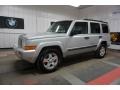 2006 Bright Silver Metallic Jeep Commander 4x4  photo #2