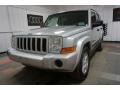 2006 Bright Silver Metallic Jeep Commander 4x4  photo #3