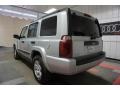 2006 Bright Silver Metallic Jeep Commander 4x4  photo #10