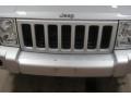 2006 Bright Silver Metallic Jeep Commander 4x4  photo #52