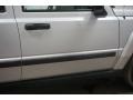 2006 Bright Silver Metallic Jeep Commander 4x4  photo #62