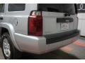 2006 Bright Silver Metallic Jeep Commander 4x4  photo #69