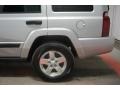 2006 Bright Silver Metallic Jeep Commander 4x4  photo #72
