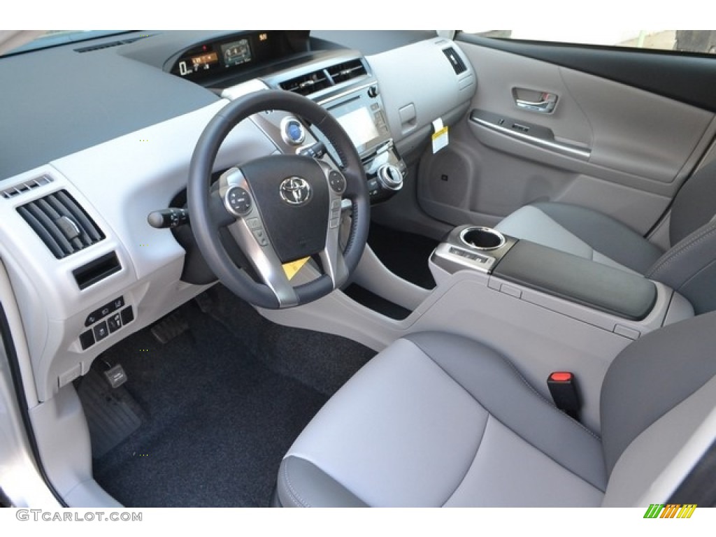 Ash Interior 2017 Toyota Prius v Five Photo #115098863