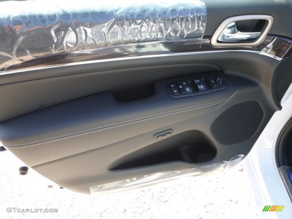 2017 Grand Cherokee Overland 4x4 - Bright White / Black photo #14