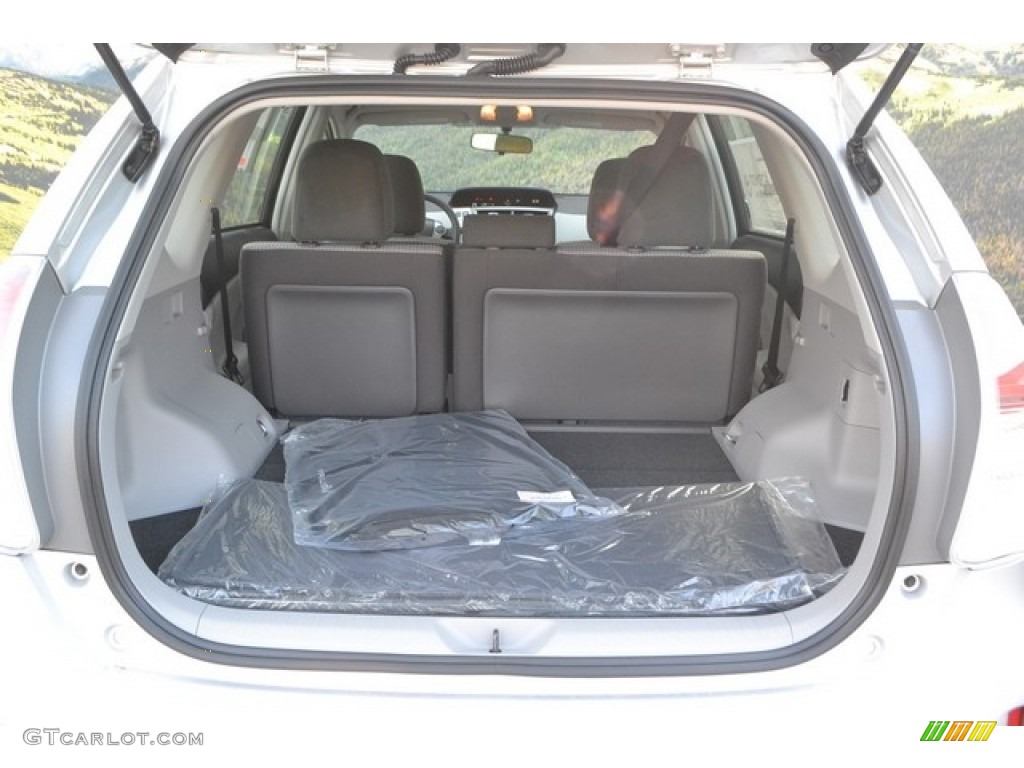 2017 Toyota Prius v Three Trunk Photo #115099129