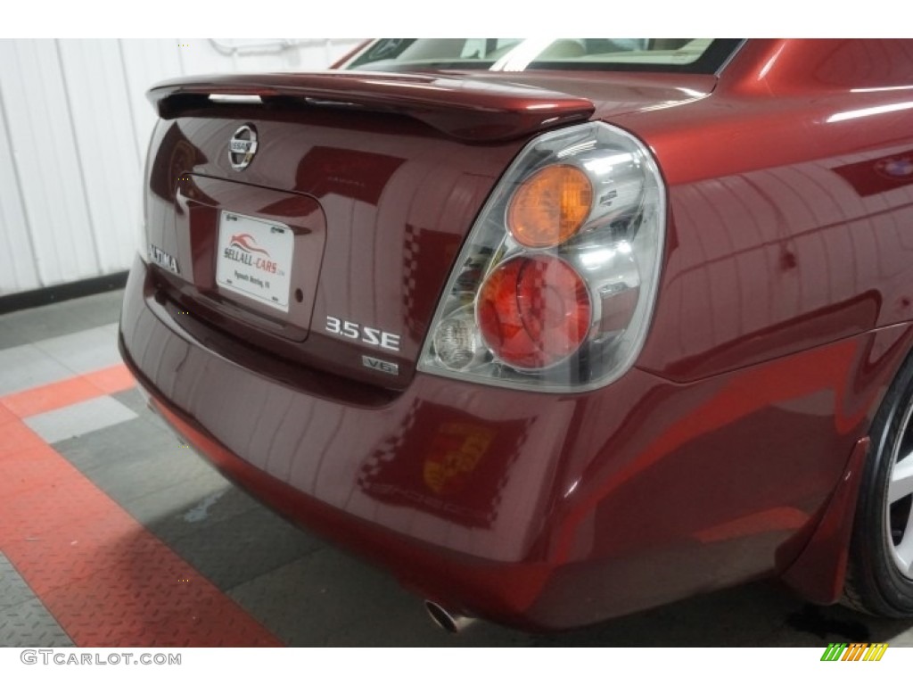 2002 Altima 3.5 SE - Nouveau Ruby / Blond Beige photo #63