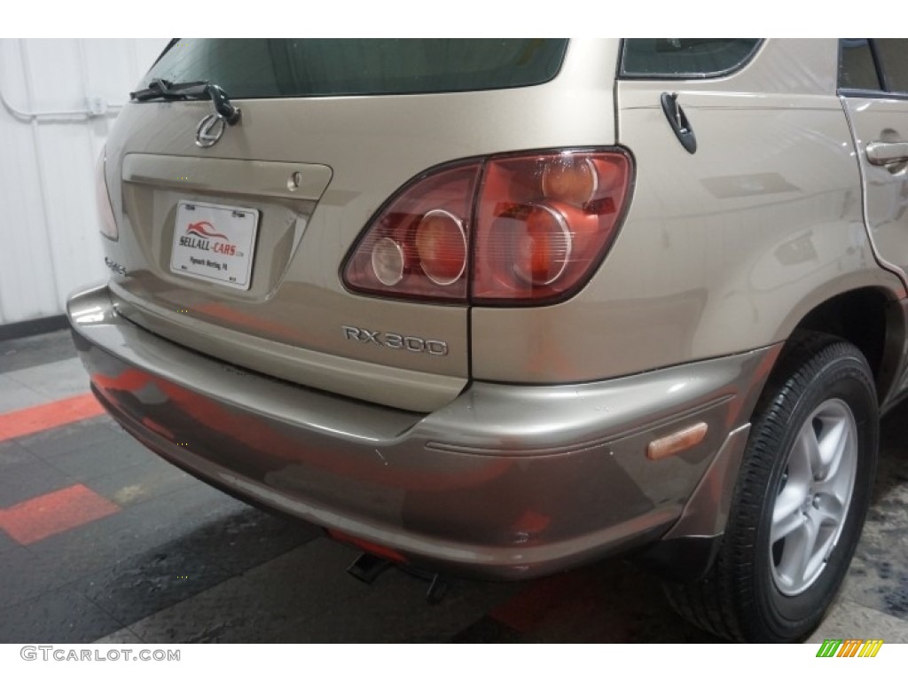 1999 RX 300 AWD - Burnished Gold Metallic / Ivory photo #69