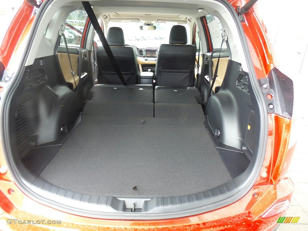 2016 Toyota RAV4 Limited AWD Trunk Photos