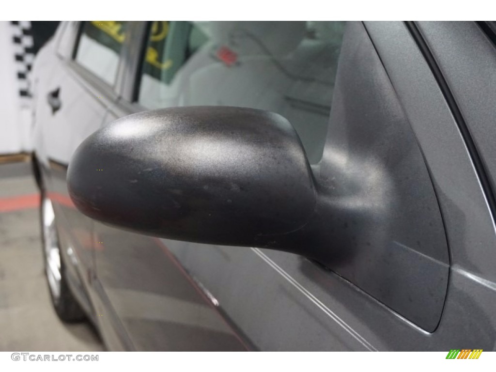 2003 Focus SE Sedan - Liquid Grey Metallic / Medium Graphite photo #49
