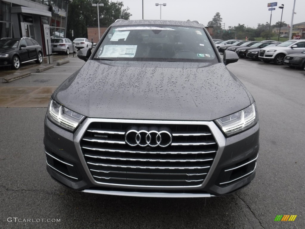 2017 Q7 3.0T quattro Premium Plus - Graphite Gray Metallic / Black photo #5