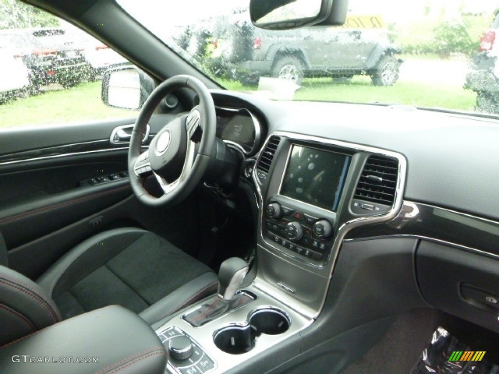 2017 Grand Cherokee Trailhawk 4x4 - Bright White / Black photo #10