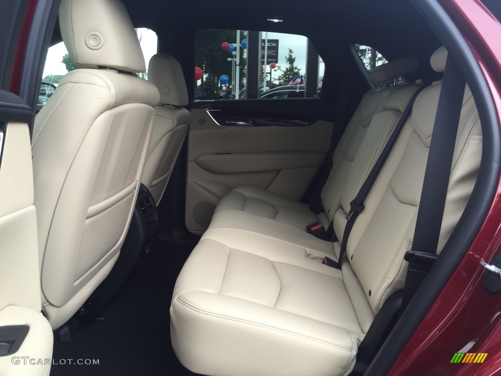2017 Cadillac XT5 Premium Luxury AWD Rear Seat Photo #115112868