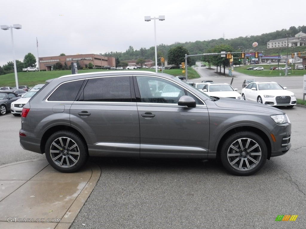 2017 Q7 3.0T quattro Premium Plus - Graphite Gray Metallic / Nougat Brown photo #9