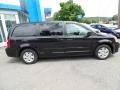 Brilliant Black Crystal Pearl - Grand Caravan SE Photo No. 4