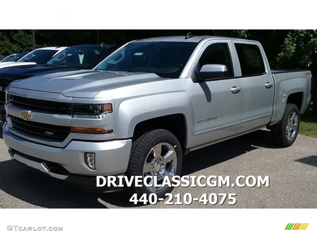 2017 Silverado 1500 LT Crew Cab 4x4 - Silver Ice Metallic / Jet Black photo #1