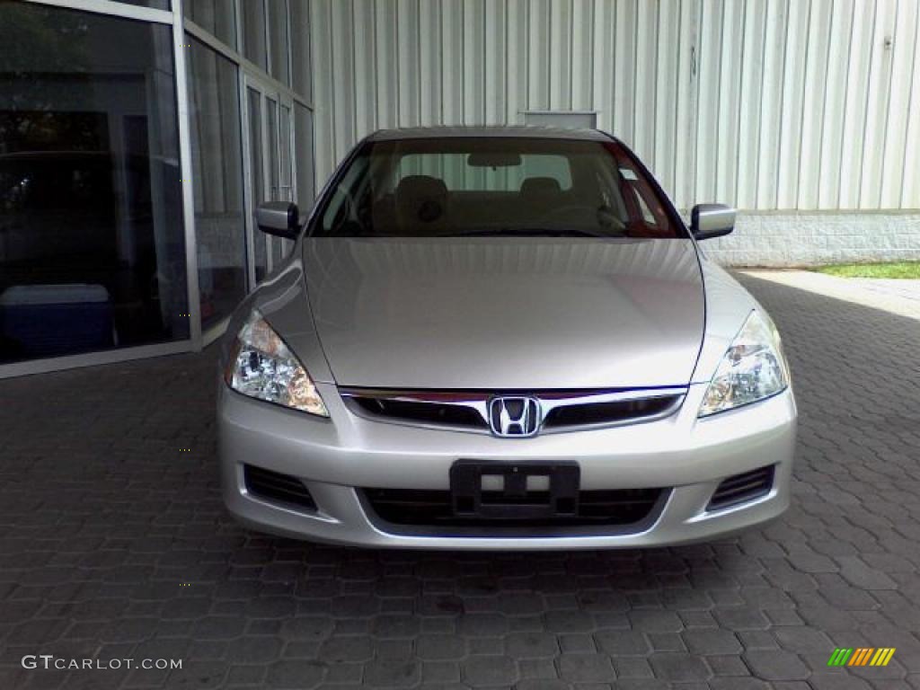 2006 Accord LX V6 Sedan - Alabaster Silver Metallic / Black photo #2