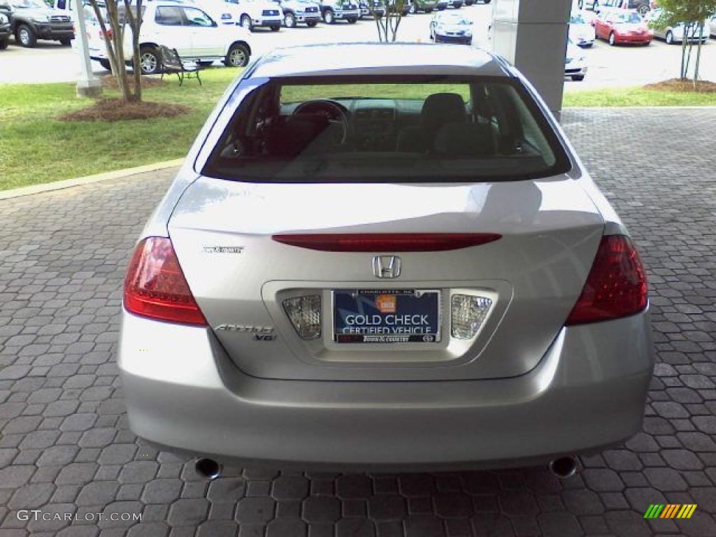 2006 Accord LX V6 Sedan - Alabaster Silver Metallic / Black photo #5