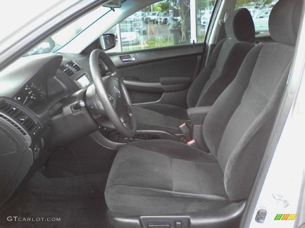 2006 Accord LX V6 Sedan - Alabaster Silver Metallic / Black photo #6