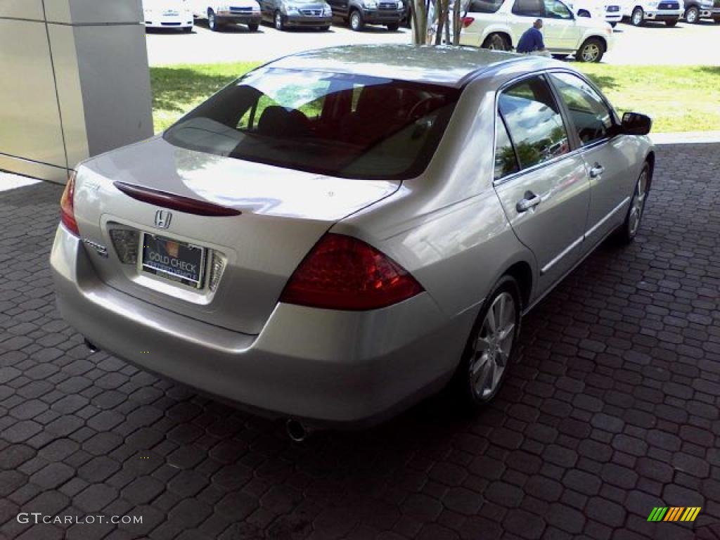 2006 Accord LX V6 Sedan - Alabaster Silver Metallic / Black photo #20